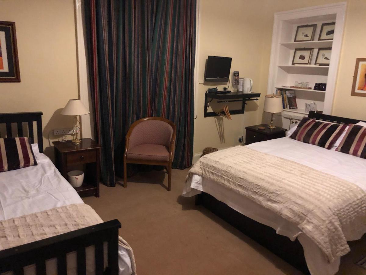 Easter Garth Guest House Хелънсбърг Екстериор снимка